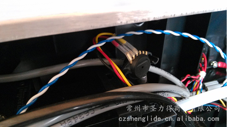 105小(xiǎo)電(diàn)源